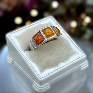 🌺Vintage Sterling & Amber Ring from Poland